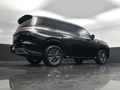 2025 INFINITI QX80 PURE