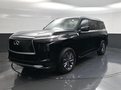 2025 INFINITI QX80 PURE