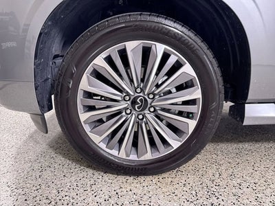 2025 INFINITI QX80 SENSORY