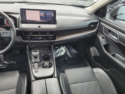 2024 Nissan Rogue Platinum