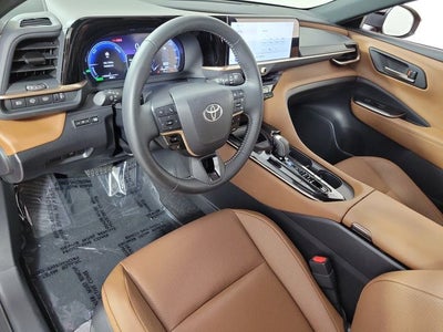 2025 Toyota Crown Signia XLE
