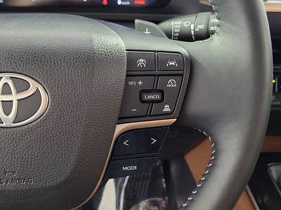 2025 Toyota Crown Signia XLE