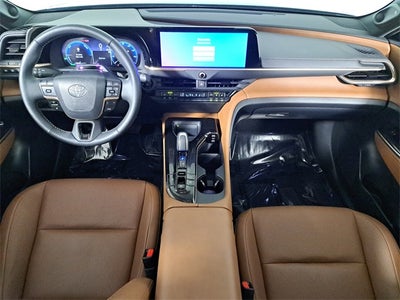 2025 Toyota Crown Signia Limited