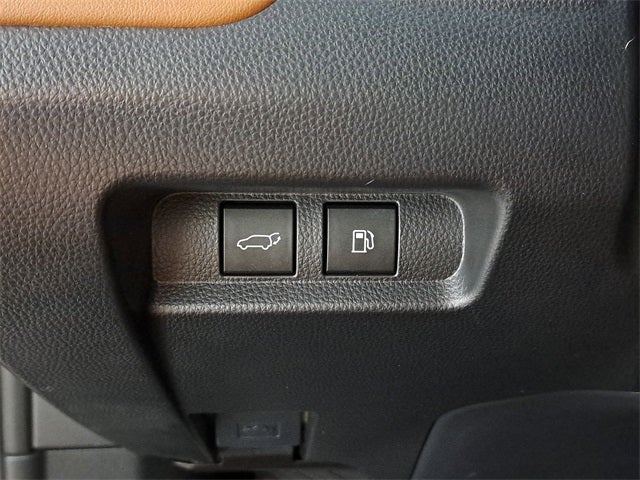 2025 Toyota Crown Signia Limited