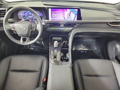 2025 Toyota Crown Signia Limited