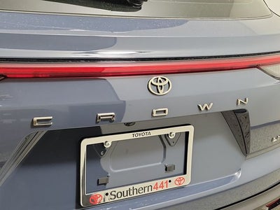 2025 Toyota Crown Signia Limited