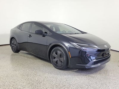 2025 Toyota Prius LE