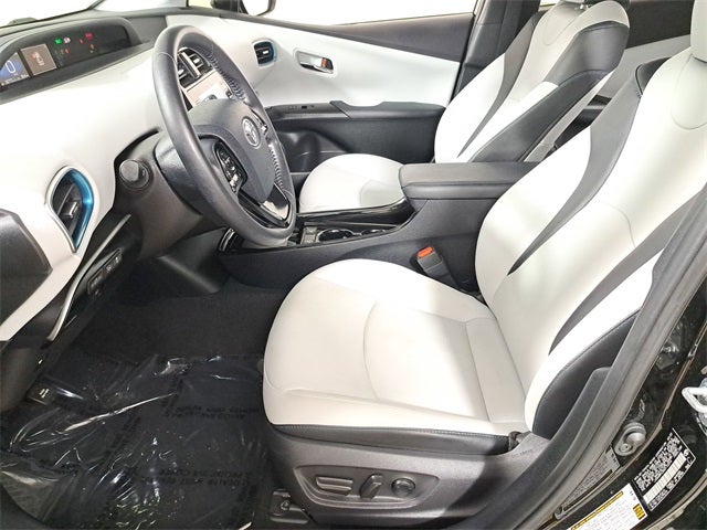 2022 Toyota Prius XLE