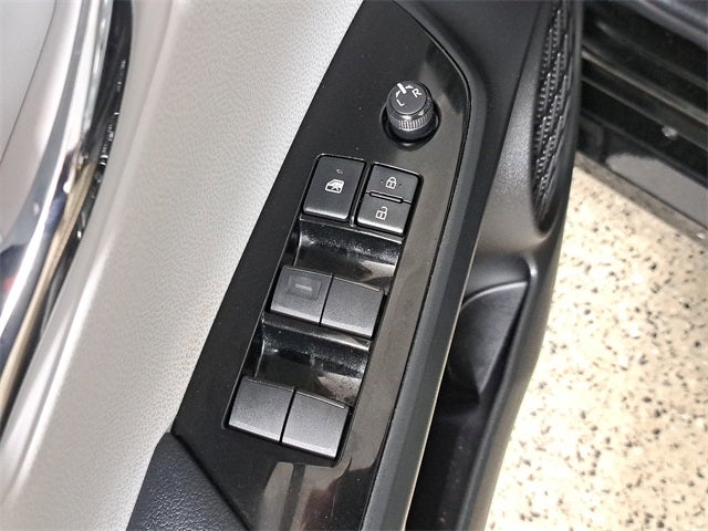 2022 Toyota Prius XLE