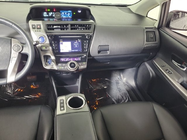 2015 Toyota Prius v Four