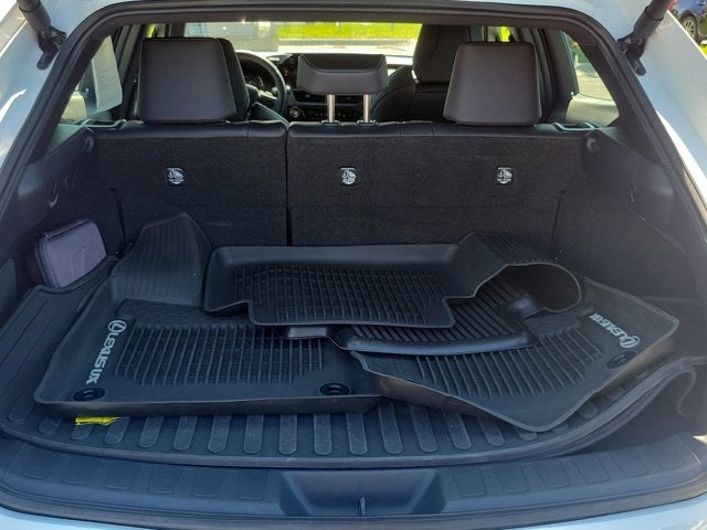 2024 Lexus UX 250h F SPORT Handling