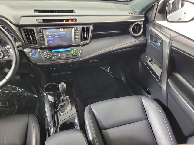 2018 Toyota RAV4 Hybrid SE