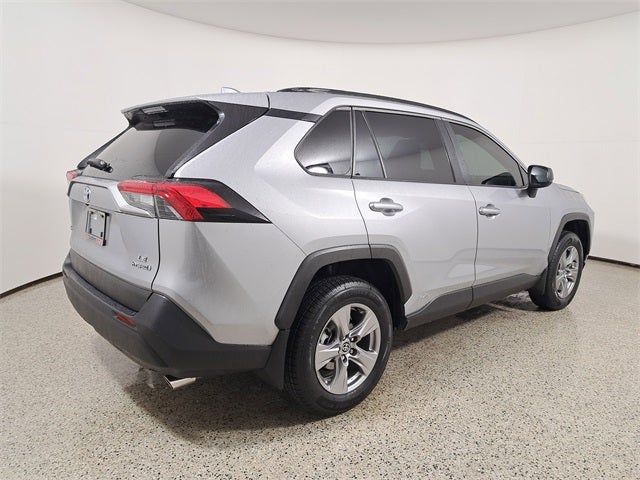 2022 Toyota RAV4 Hybrid LE