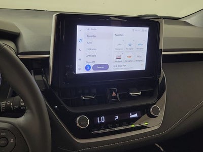 2024 Toyota Corolla Hatchback SE