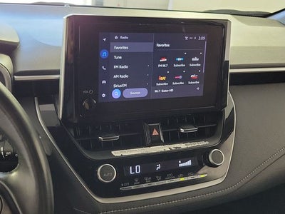 2023 Toyota Corolla Hatchback SE