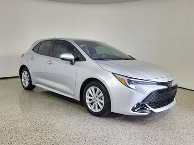 2025 Toyota Corolla Hatchback SE