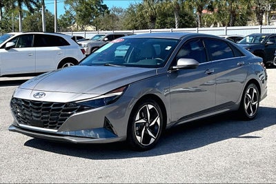 2022 Hyundai Elantra Limited