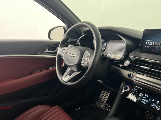 2024 Genesis G70 2.5T RWD