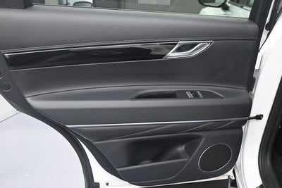 2025 Genesis GV80 2.5T