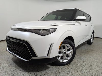 2024 Kia Soul LX IVT