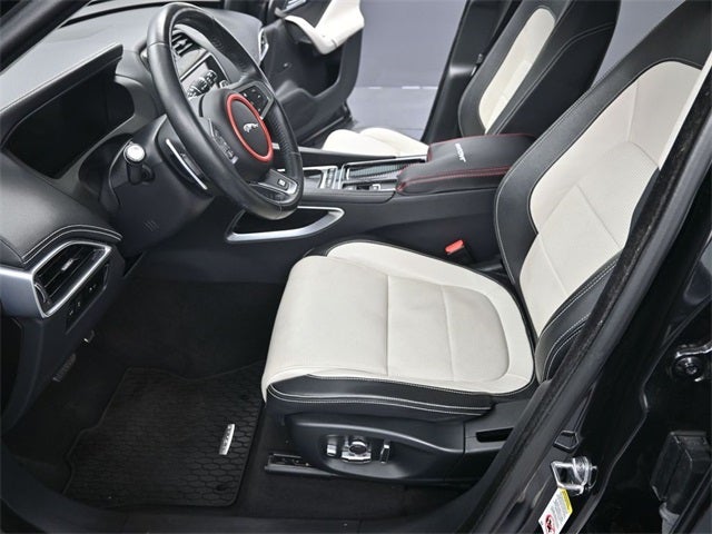 2020 Jaguar F-PACE 25t R-Sport