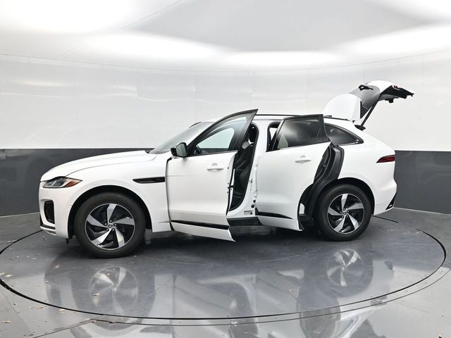 2025 Jaguar F-PACE P250 R-Dynamic S