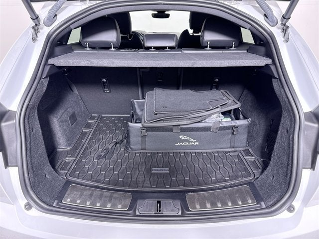 2024 Jaguar E-PACE R-Dynamic SE