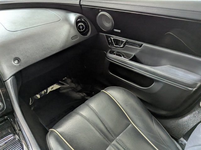 2019 Jaguar XJ XJ R-Sport RWD