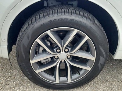 2025 Land Rover Discovery Sport S