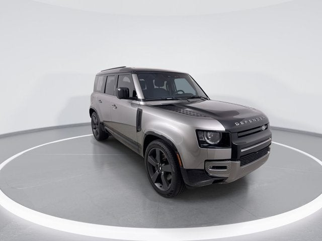 2025 Land Rover Defender X-Dynamic SE