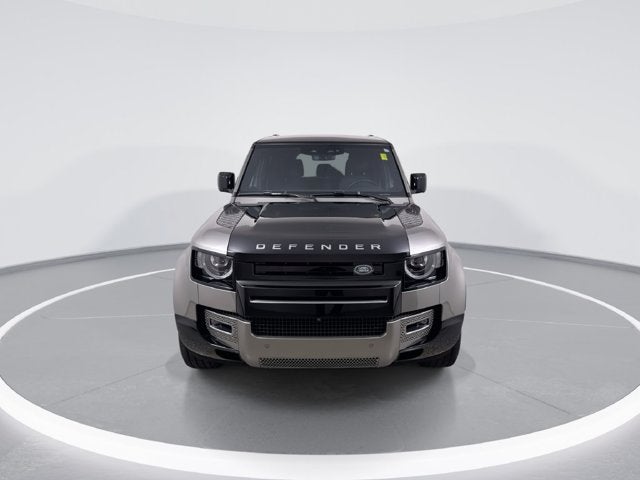 2025 Land Rover Defender X-Dynamic SE