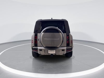 2025 Land Rover Defender X-Dynamic SE