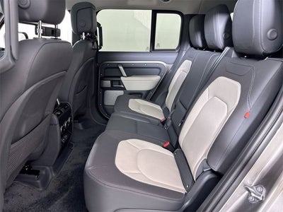 2024 Land Rover Defender X-Dynamic SE