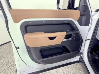 2025 Land Rover Defender S