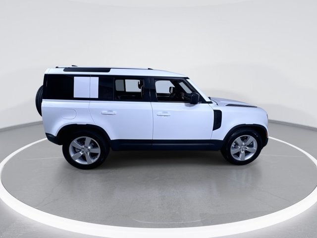 2025 Land Rover Defender S