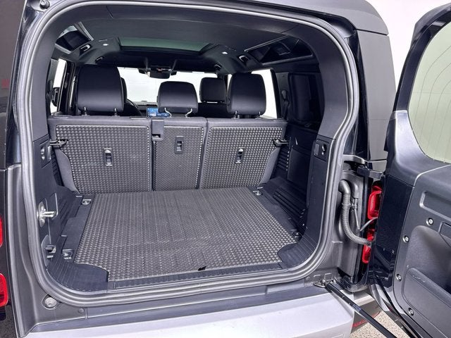 2025 Land Rover Defender S