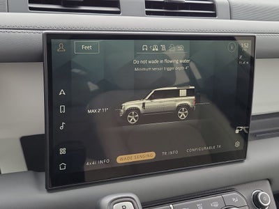 2024 Land Rover Defender SE