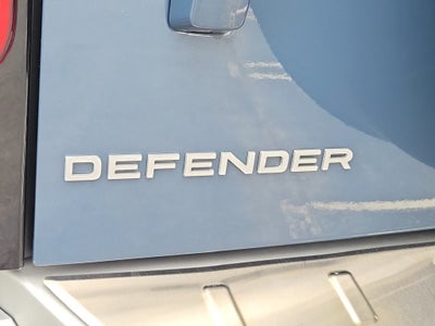 2024 Land Rover Defender SE