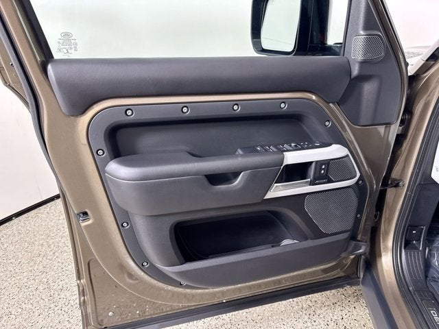 2022 Land Rover Defender XS Edition