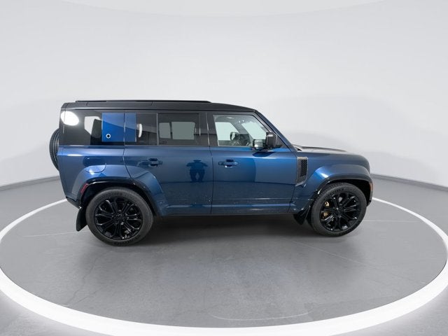 2026 Land Rover Defender OCTA