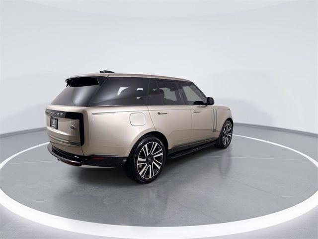 2023 Land Rover Range Rover SE