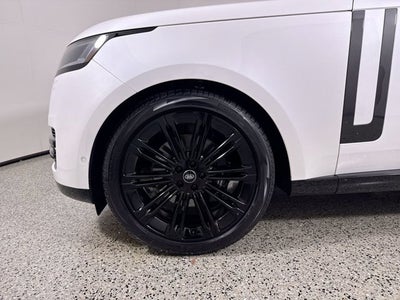 2023 Land Rover Range Rover SE