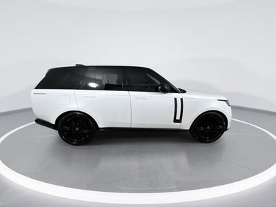 2023 Land Rover Range Rover SE
