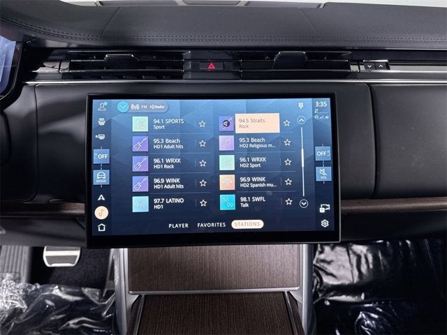 2024 Land Rover Range Rover SE