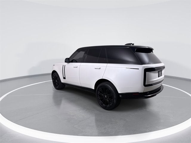 2024 Land Rover Range Rover SE