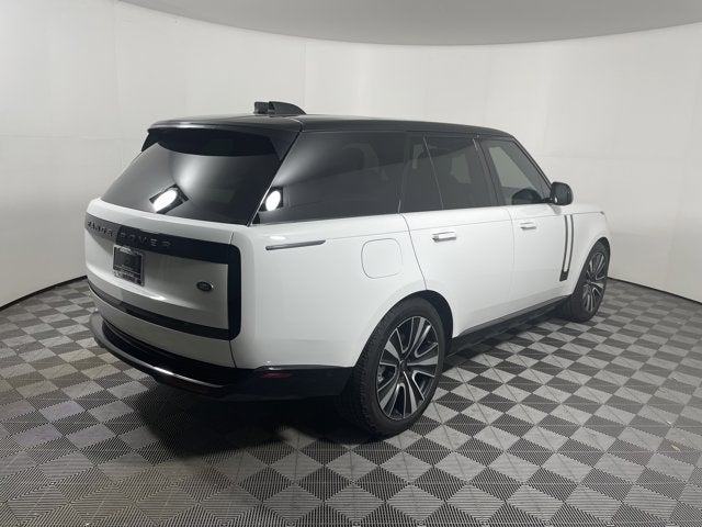 2023 Land Rover Range Rover SE