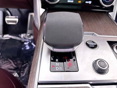 2023 Land Rover Range Rover SE