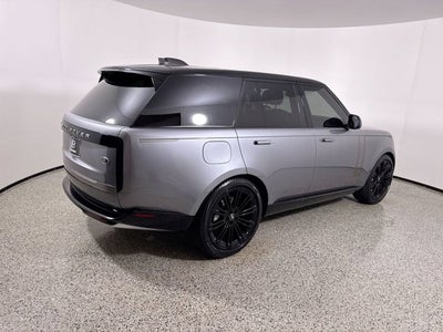 2023 Land Rover Range Rover SE