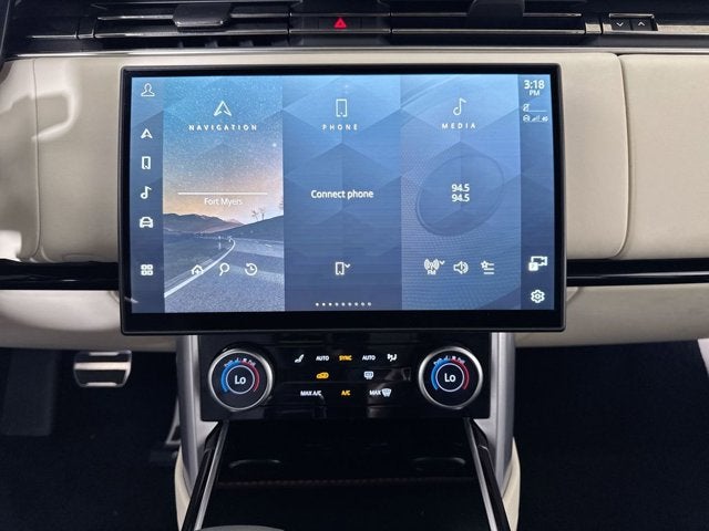 2023 Land Rover Range Rover SE