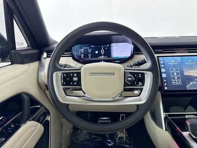 2025 Land Rover Range Rover SE